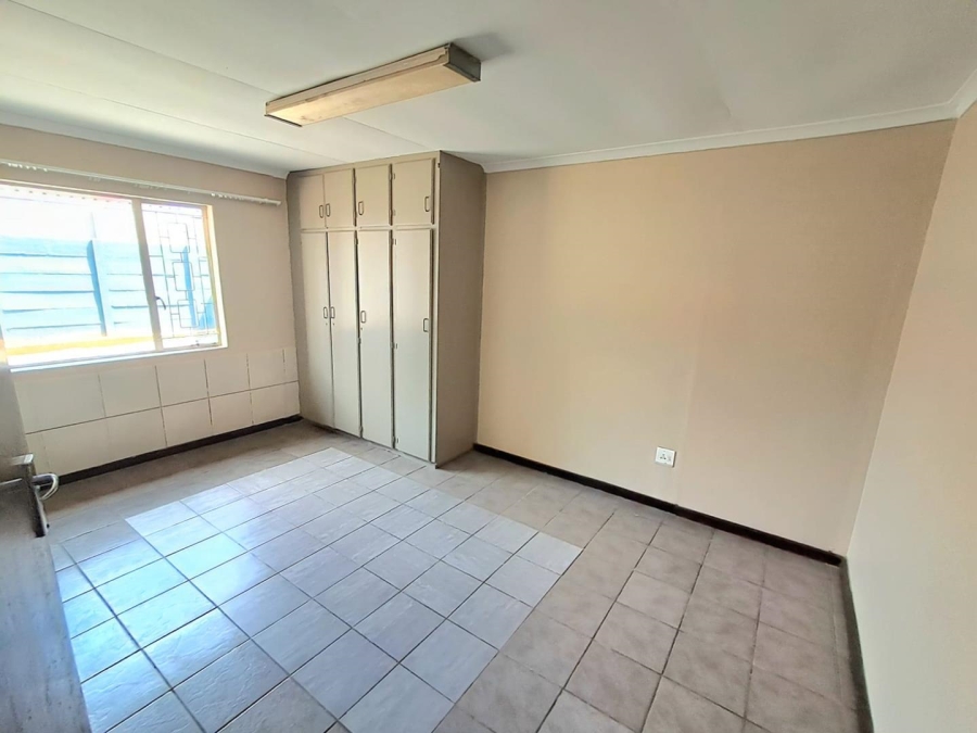 To Let 3 Bedroom Property for Rent in Generaal De Wet Free State
